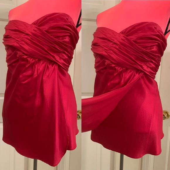 Red silk Le Chateau strapless top w/ruching detail - Picture 4 of 8